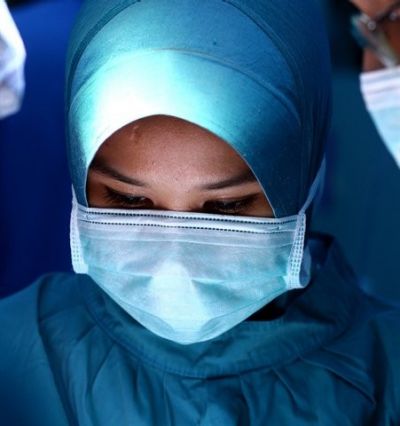 What Does a Surgical Nurse Do? image